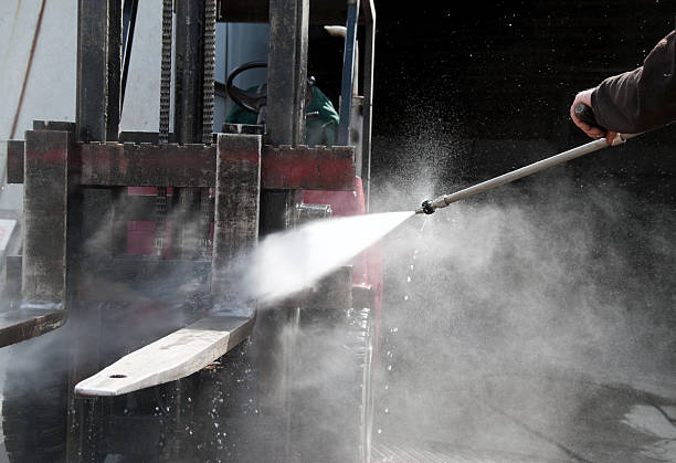 Best Driveway Pressure Washing  in Fairfield, TX